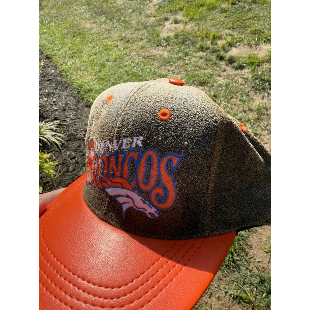 Denver Broncos Leather Snap Back Cap Vintage Original - Picture 3 of 9